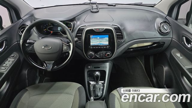 Renault Korea QM3 2015 — photo 10