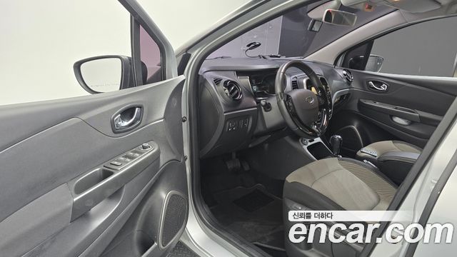 Renault Korea QM3 2015 — photo 13