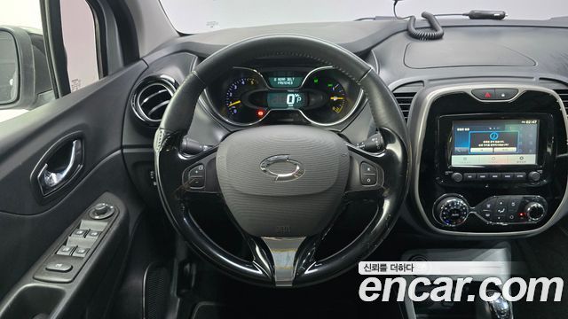 Renault Korea QM3 2015 — photo 19