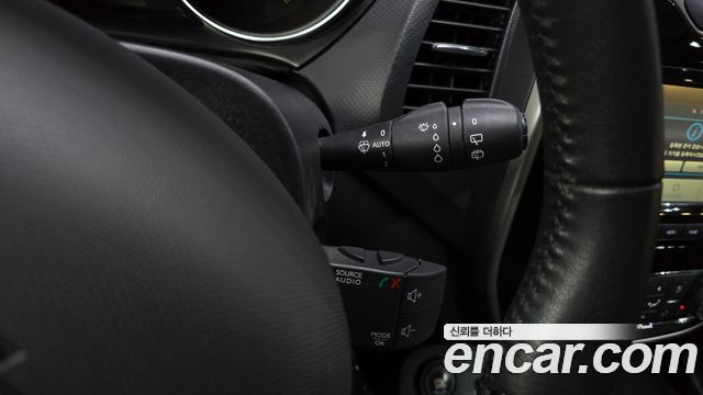 Renault Korea QM3 2015 — photo 27