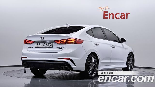 Hyundai AVANTE 2017 — photo 2