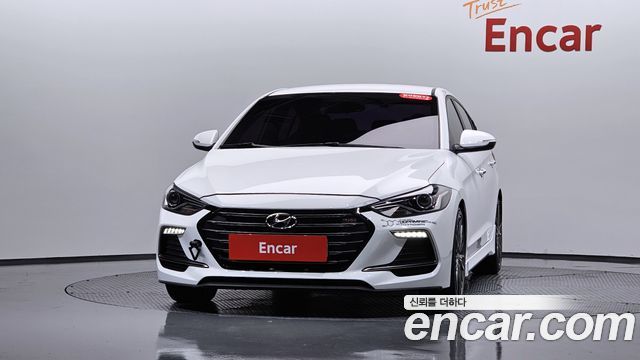Hyundai AVANTE 2017 — photo 3