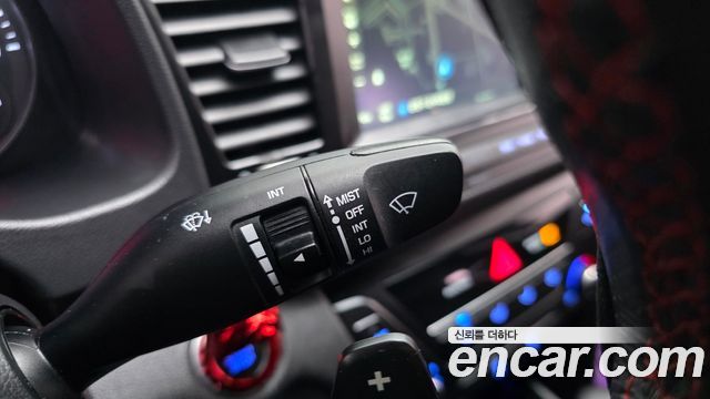 Hyundai AVANTE 2017 — photo 29