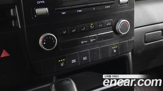 Hyundai Staria 2022 — photo 18