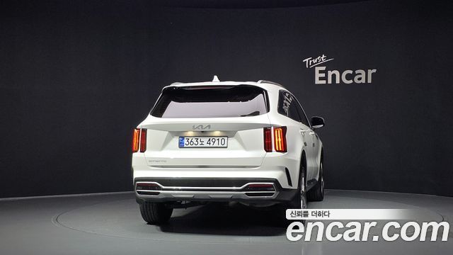 Kia Sorento 2023 — photo 4
