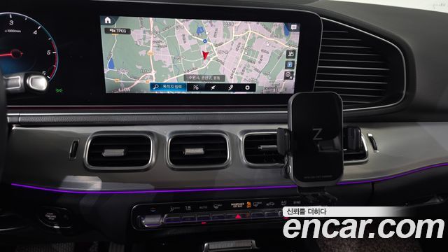 Mercedes-Benz GLE-Class 2019 — photo 18