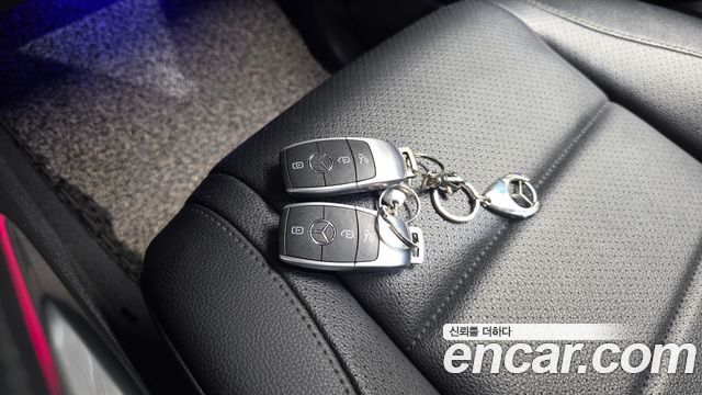 Mercedes-Benz GLE-Class 2019 — photo 21