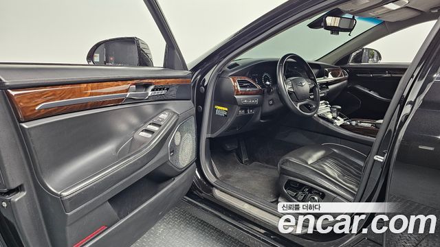 Genesis EQ900 2018 — photo 13
