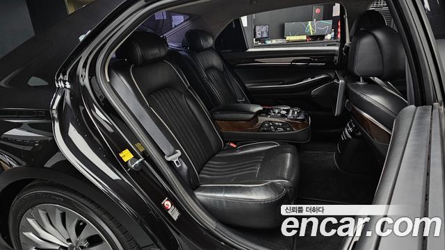 Genesis EQ900 2018 — photo 17