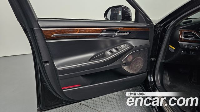 Genesis EQ900 2018 — photo 14