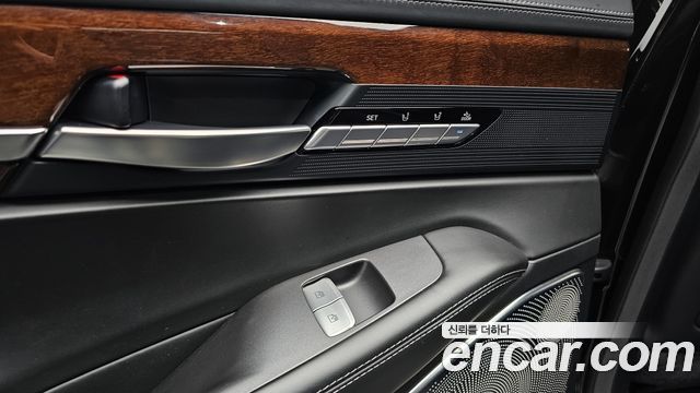 Genesis EQ900 2018 — photo 34