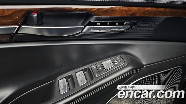 Genesis EQ900 2018 — photo 35