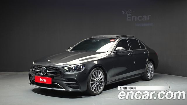 Mercedes-Benz E-Class 2021 — photo 1