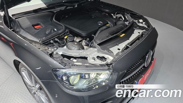 Mercedes-Benz E-Class 2021 — photo 6