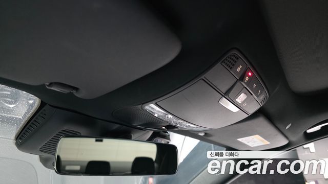 Mercedes-Benz E-Class 2021 — photo 26
