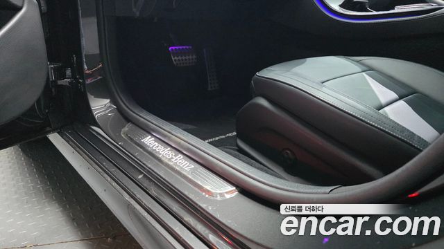 Mercedes-Benz E-Class 2021 — photo 30