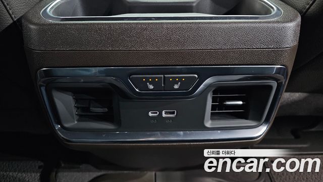 GMC Sierra 2026 — photo 18