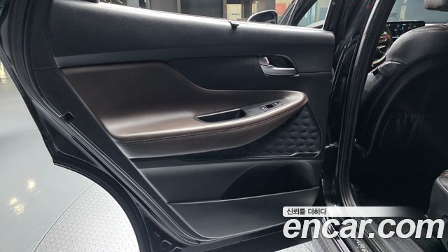 Hyundai Santafe 2021 — photo 13