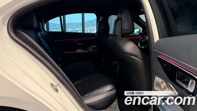 Mercedes-Benz E-Class 2026 — photo 17