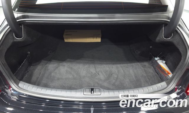 Genesis G80 2022 — photo 26