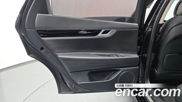 Genesis G80 2022 — photo 15