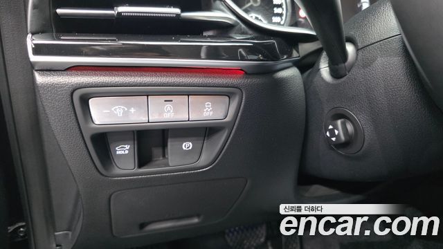 Genesis G80 2022 — photo 30