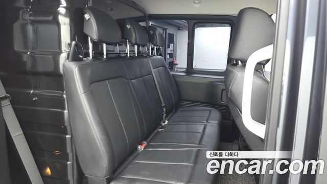 Hyundai Staria 2023 — photo 11