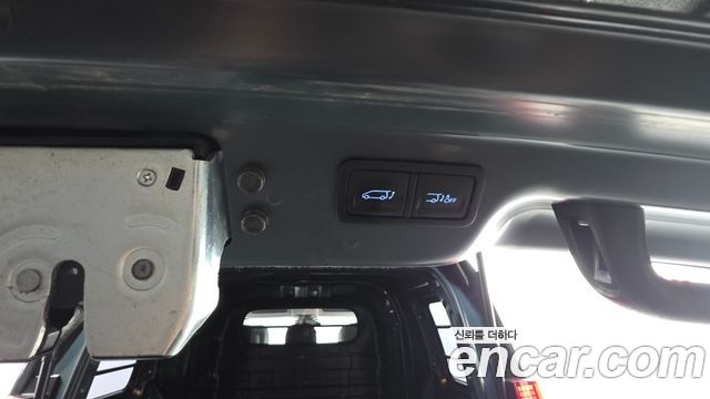 Hyundai Staria 2023 — photo 19