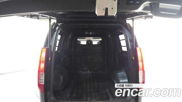 Hyundai Staria 2023 — photo 20