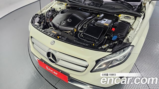 Mercedes-Benz GLA-Class 2015 — photo 6