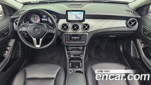 Mercedes-Benz GLA-Class 2015 — photo 7