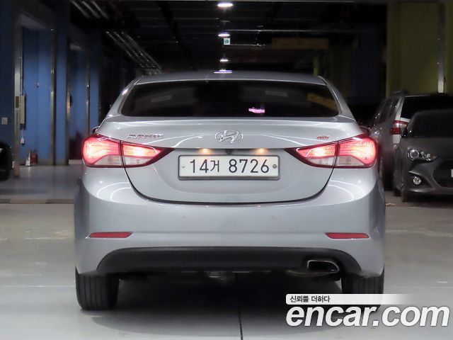 Hyundai AVANTE 2014 — photo 4