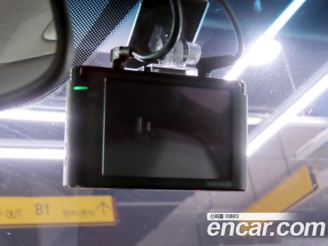 Hyundai AVANTE 2014 — photo 16