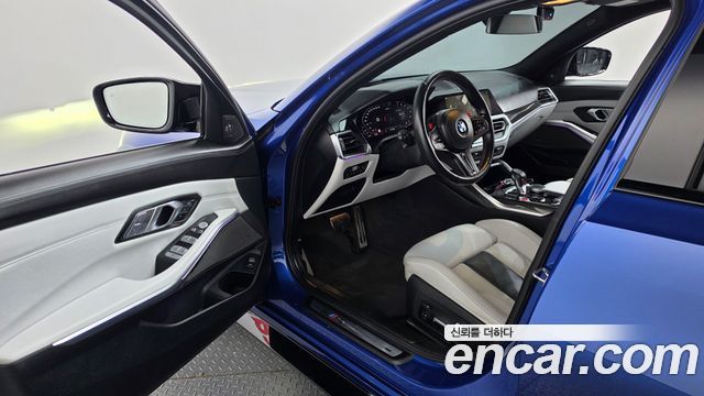 BMW M3 2022 — photo 13
