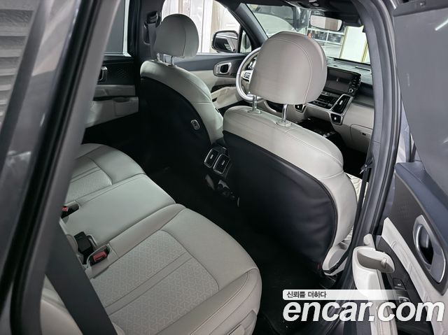 Kia Sorento 2022 — photo 7