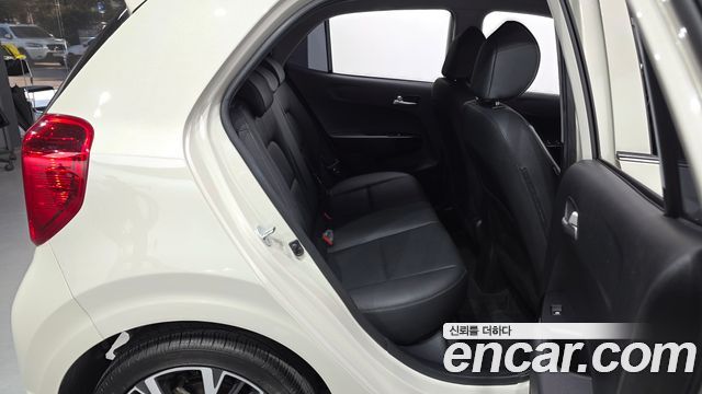 Kia morning 2023 — photo 17