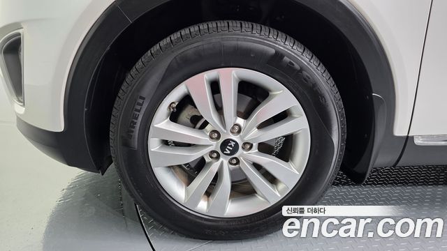 Kia Sorento 2016 — photo 5