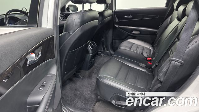 Kia Sorento 2016 — photo 18