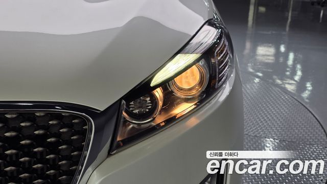 Kia Sorento 2016 — photo 8