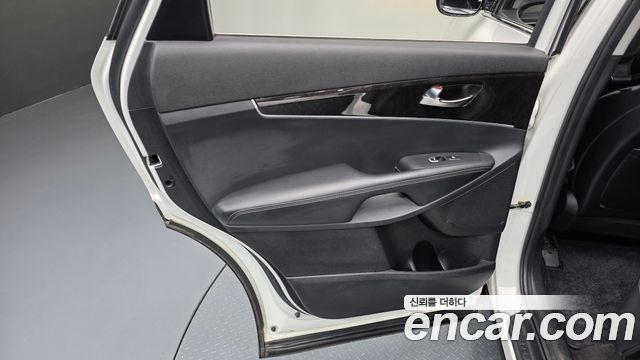 Kia Sorento 2016 — photo 15
