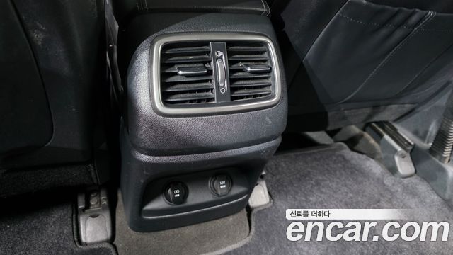 Kia Sorento 2016 — photo 28