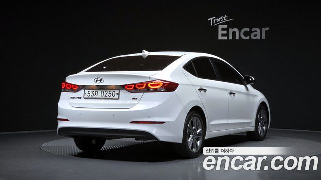 Hyundai AVANTE 2016 — photo 2