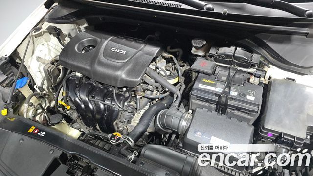 Hyundai AVANTE 2016 — photo 6