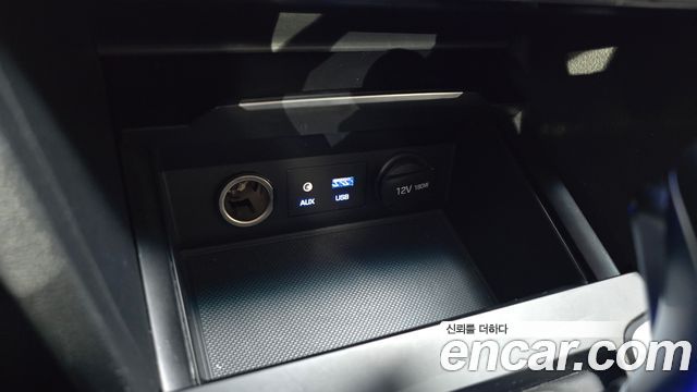 Hyundai AVANTE 2016 — photo 25