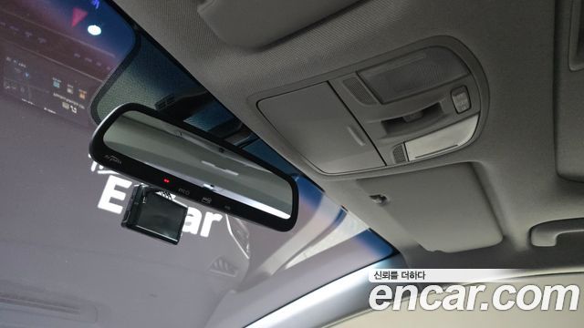 Hyundai AVANTE 2016 — photo 26