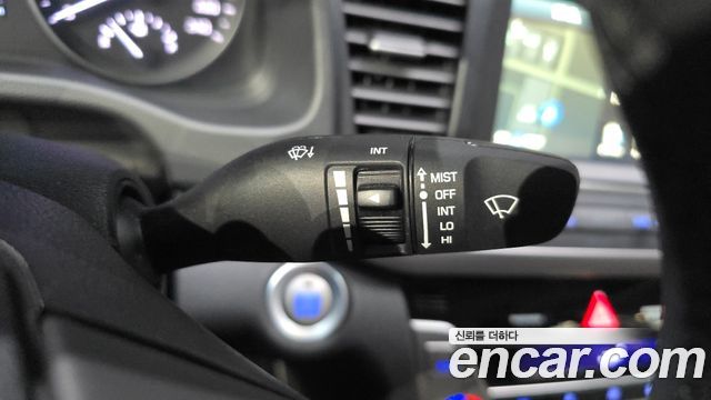 Hyundai AVANTE 2016 — photo 30