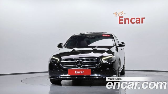 Mercedes-Benz E-Class 2021 — photo 3