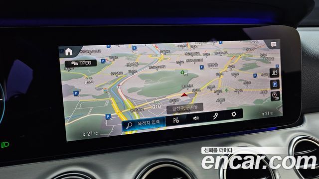 Mercedes-Benz E-Class 2021 — photo 20