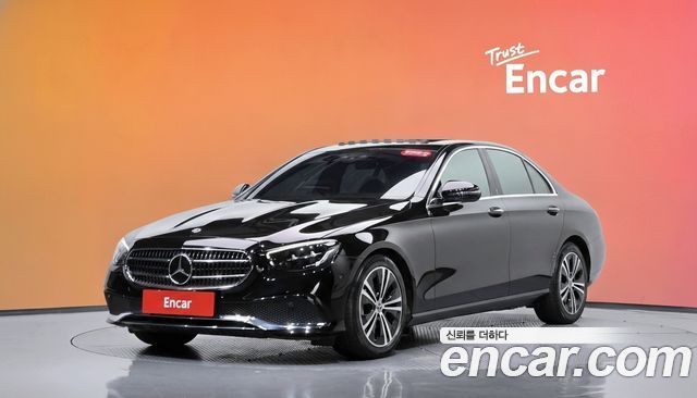 Mercedes-Benz E-Class 2021 — photo 1