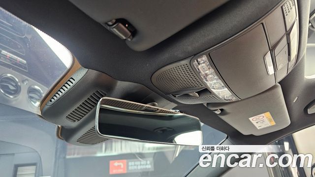 Mercedes-Benz E-Class 2021 — photo 27